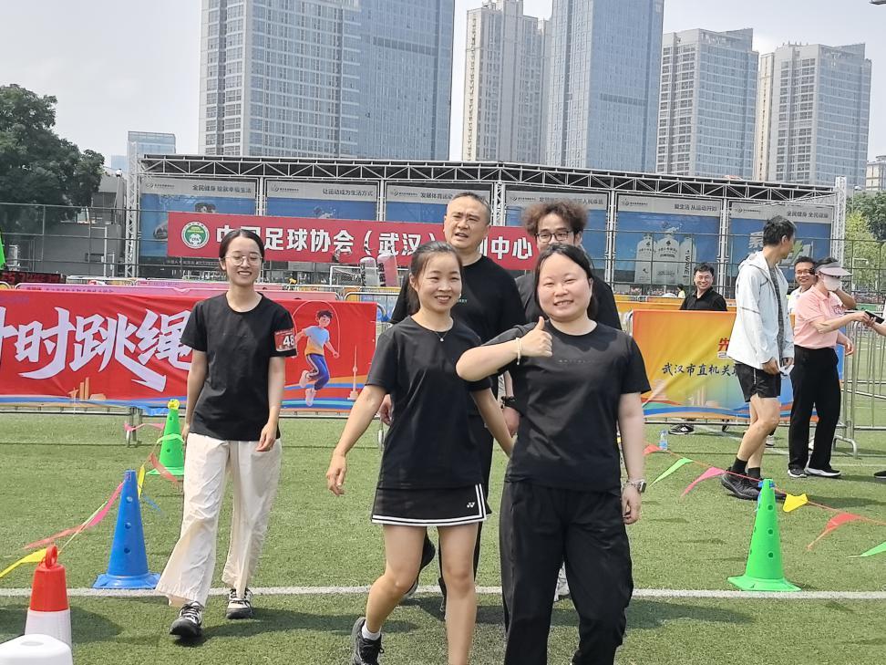 趣味运动会1.jpg